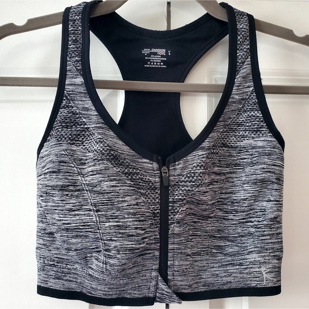 Zip Sports Bra Danskin Now size L gray & black zip closure
